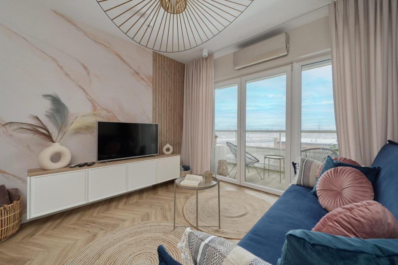Apartment Elegant With Balcony Krakowska By Renters Prestige *