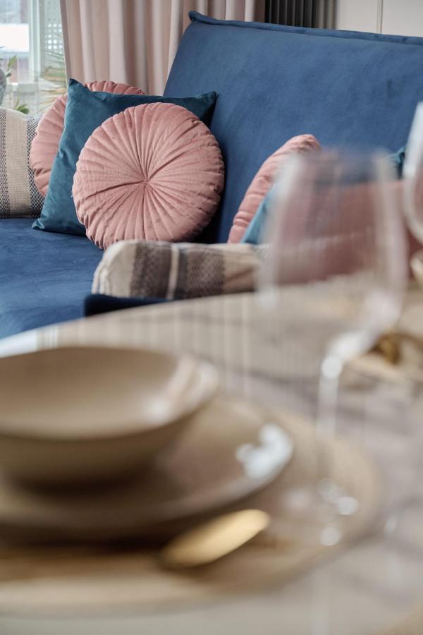 Elegant With Balcony Krakowska By Renters Prestige *